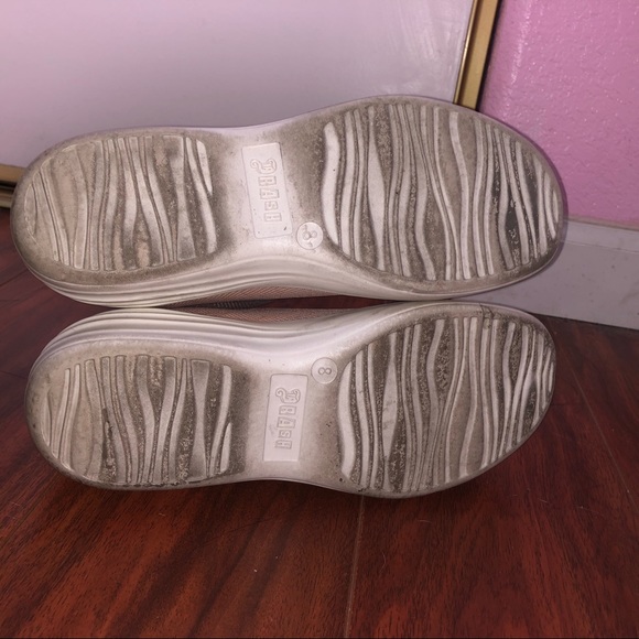 Women’s Speed Knit Sneaker - Picture 4 of 4